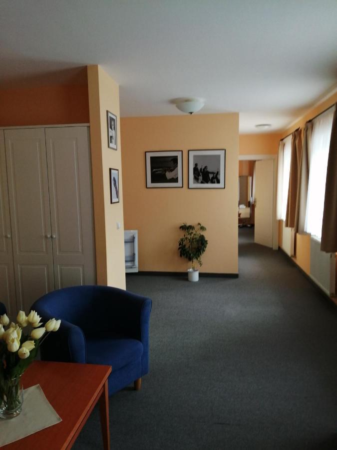 Apartmany Cesky Dvur Маріанські Лазні Екстер'єр фото